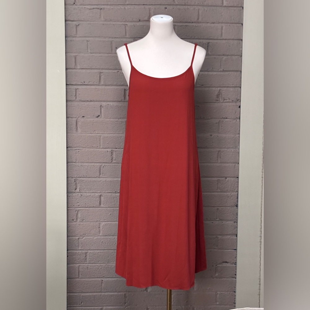 Eileen Fisher rust sleeveless slip dress XS